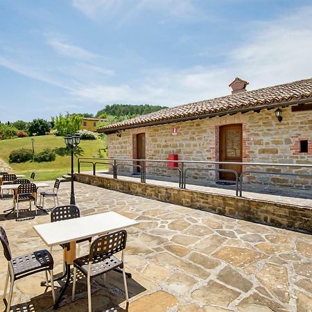 Agriturismo Tenuta Di Biscina Екстериор снимка