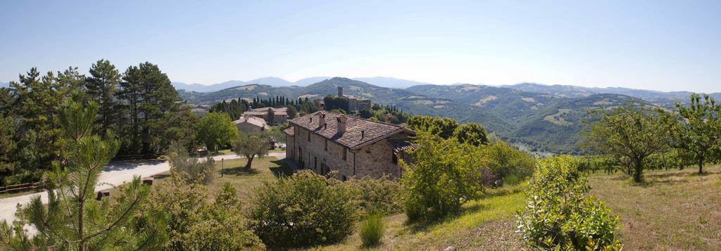 Agriturismo Tenuta Di Biscina Екстериор снимка