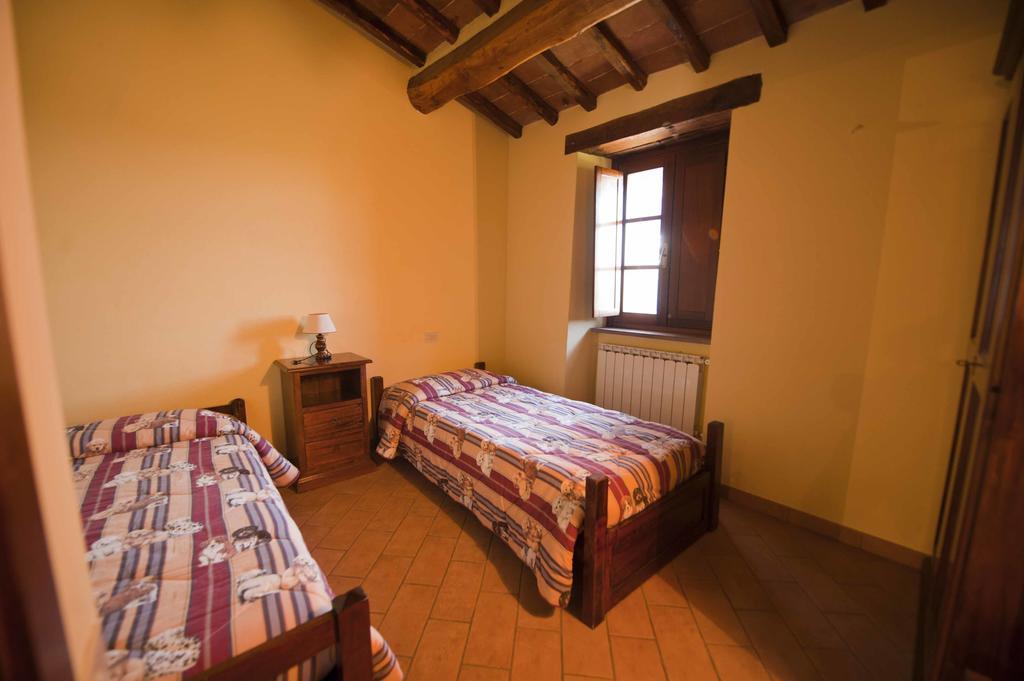 Agriturismo Tenuta Di Biscina Стая снимка