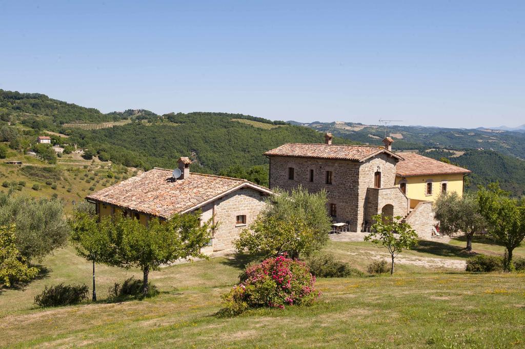 Agriturismo Tenuta Di Biscina Стая снимка