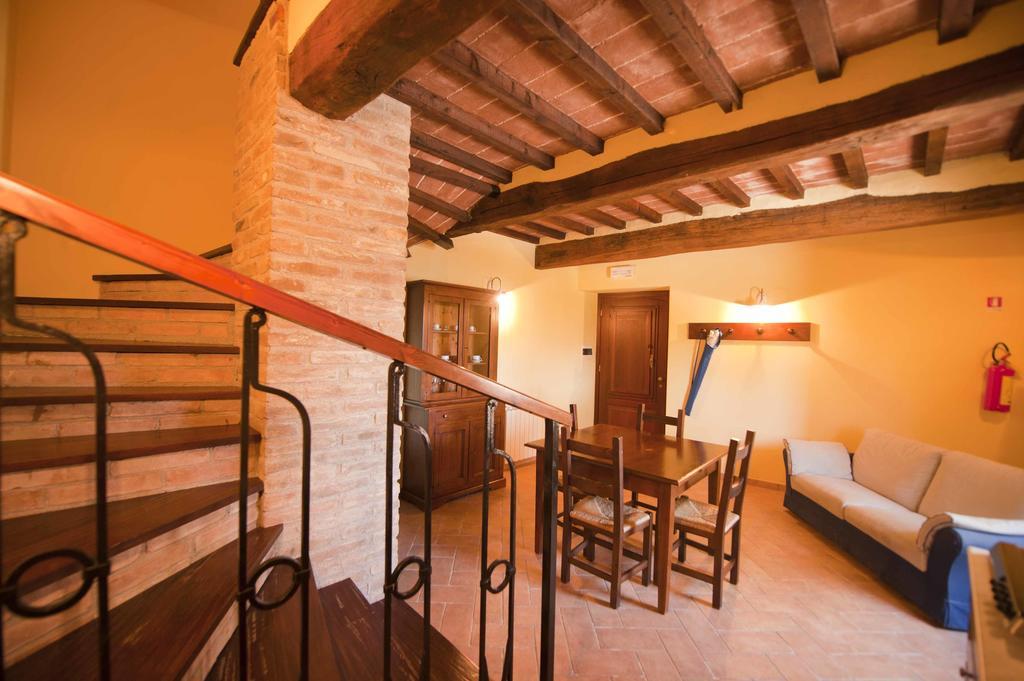 Agriturismo Tenuta Di Biscina Стая снимка