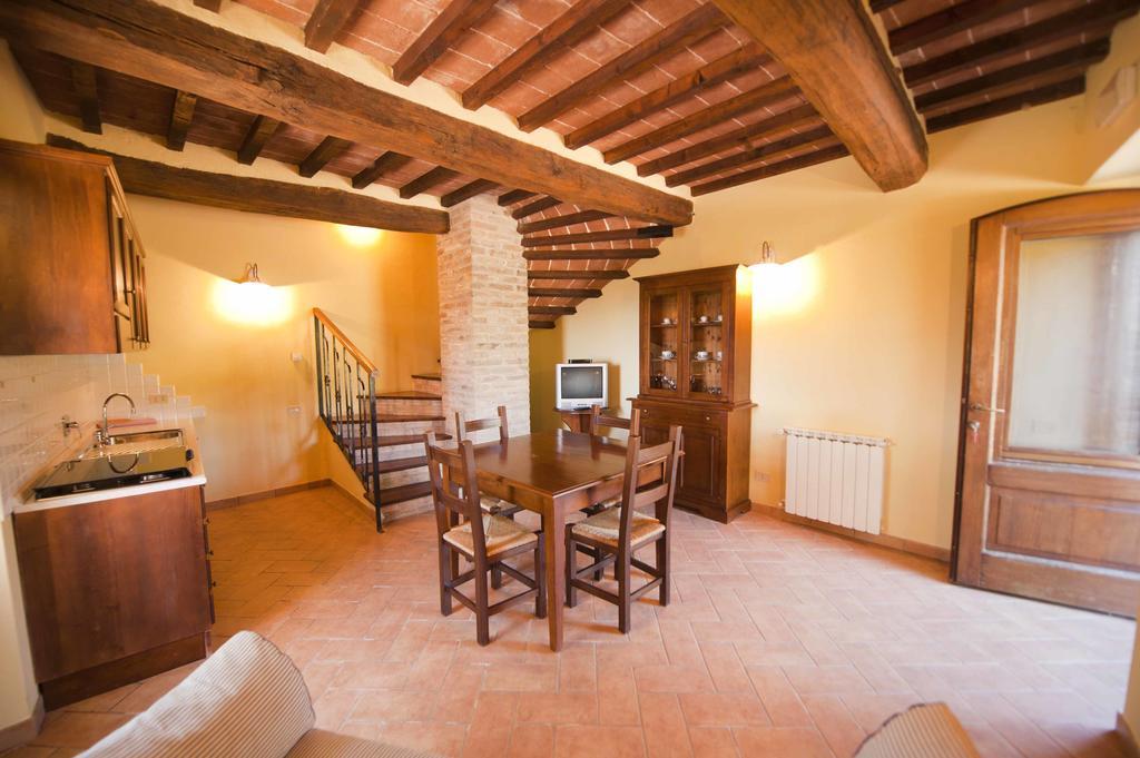 Agriturismo Tenuta Di Biscina Стая снимка