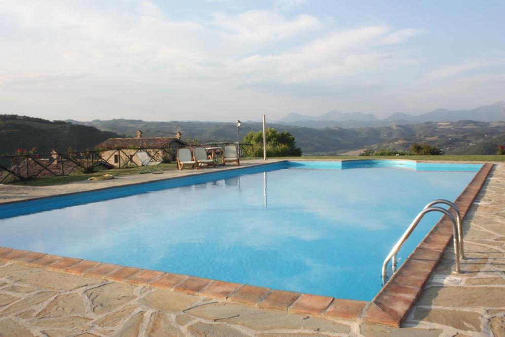 Agriturismo Tenuta Di Biscina Екстериор снимка