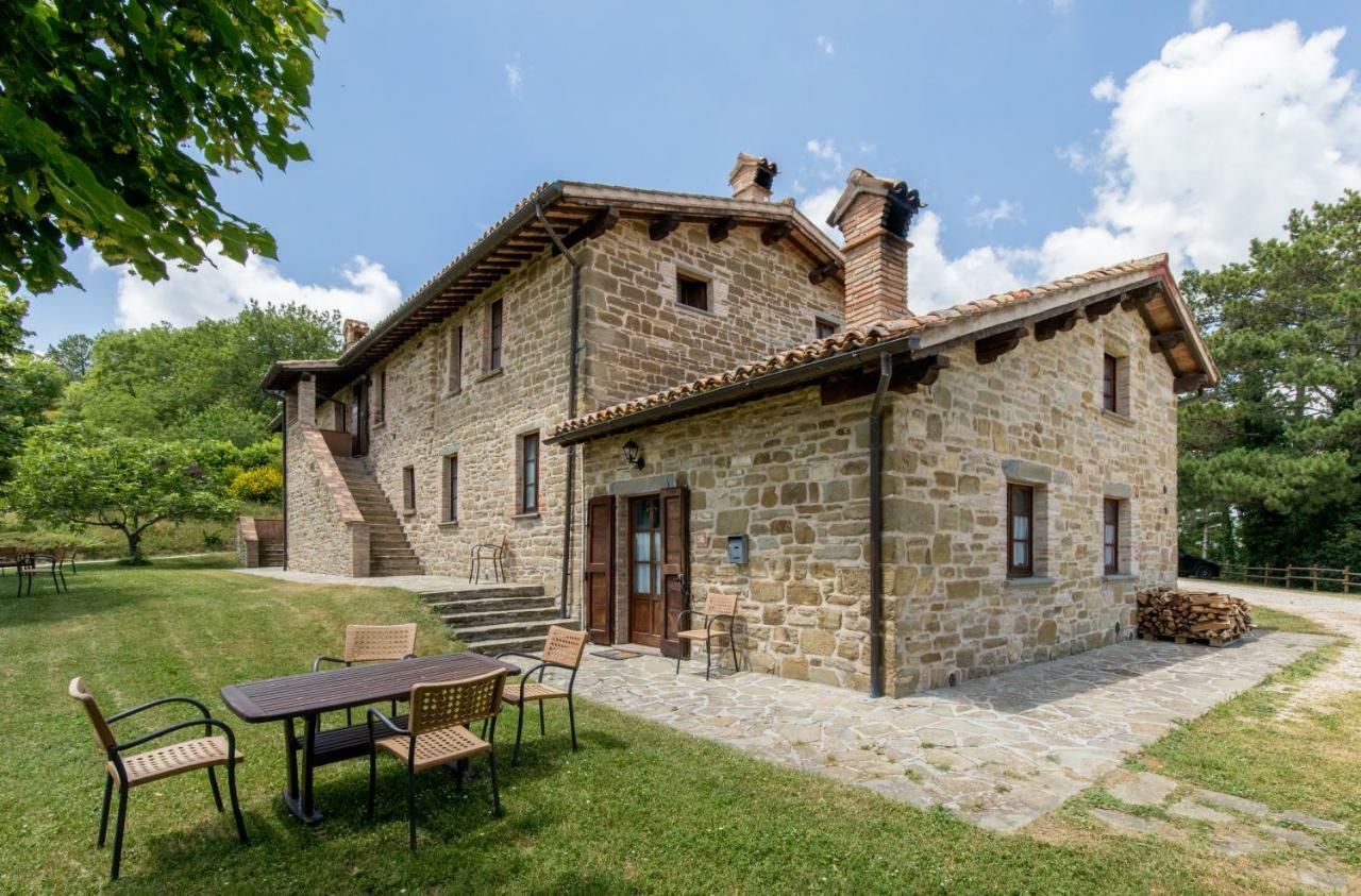 Agriturismo Tenuta Di Biscina Екстериор снимка