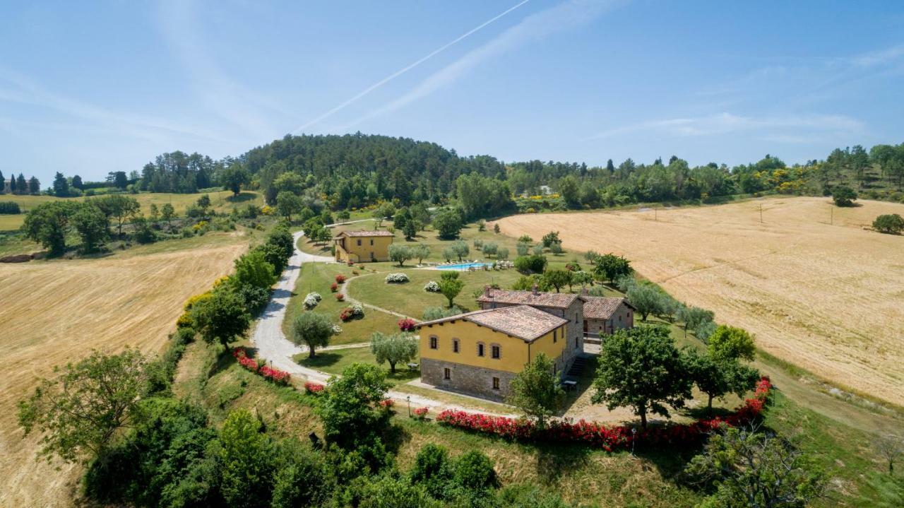 Agriturismo Tenuta Di Biscina Екстериор снимка