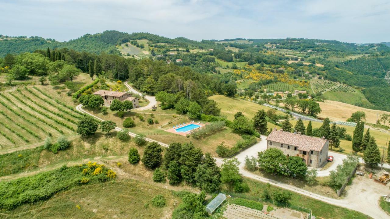 Agriturismo Tenuta Di Biscina Екстериор снимка